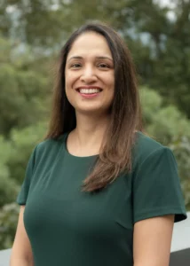 Dr-Kaur